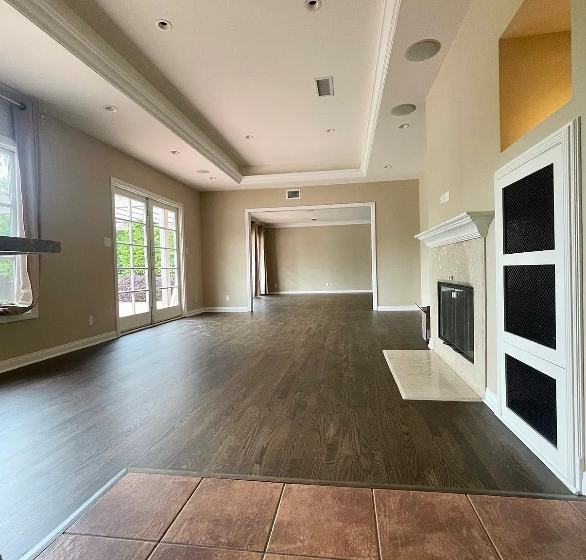 5 bed, 4.5 bath, 3176 sqft, $14,950 — Photo 3