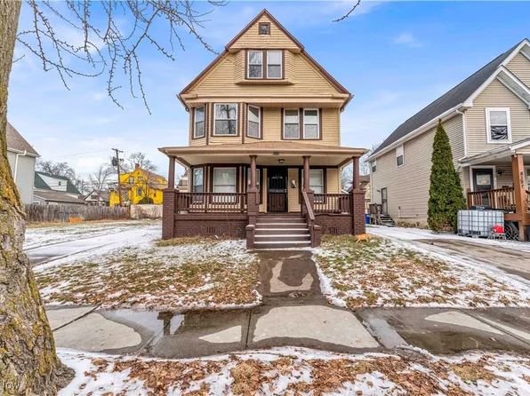 2233 E 80th St, Cleveland, OH 44103