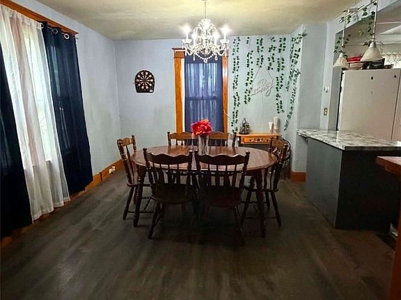 5th image of 2410 Cleveland Ave