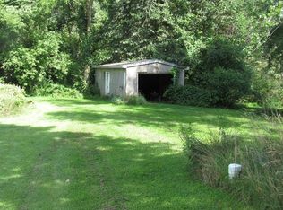 910 W Tyrrell Rd, Morrice, MI 48857