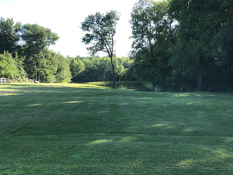 2nd image of 215 Adair Rd