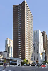 Nevada Towers at 2025 Broadway in Lincoln Square