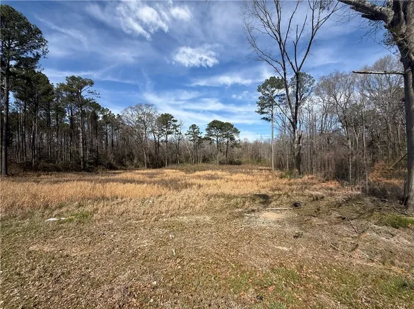 8028 Tallapoosa St, Notasulga, AL 36866