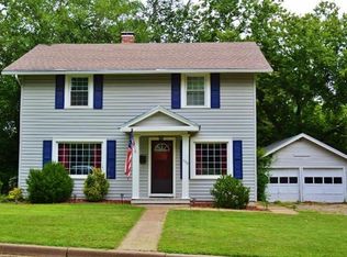 736 SW Webster Ave, Topeka, KS 66606