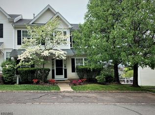 302 Enclave Dr, Bedminster, NJ 07921