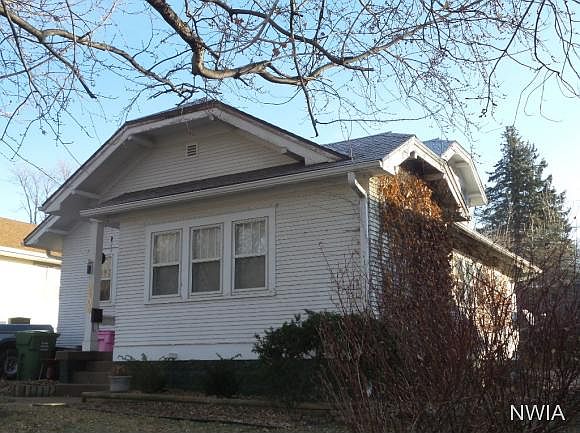 1st image of 3404 Virginia St