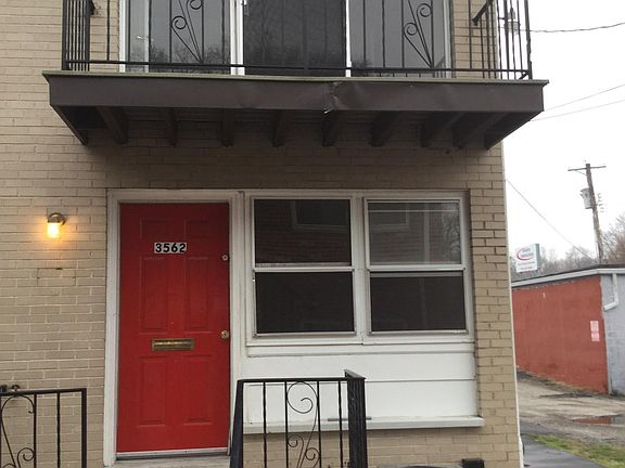 3rd image of 3566 Glentown Ln