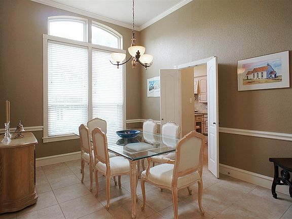 5th image of 1303 Pecos Dr