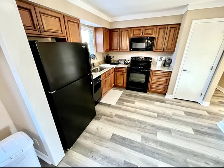 9695 Whippoorwill Ln — Photo 7