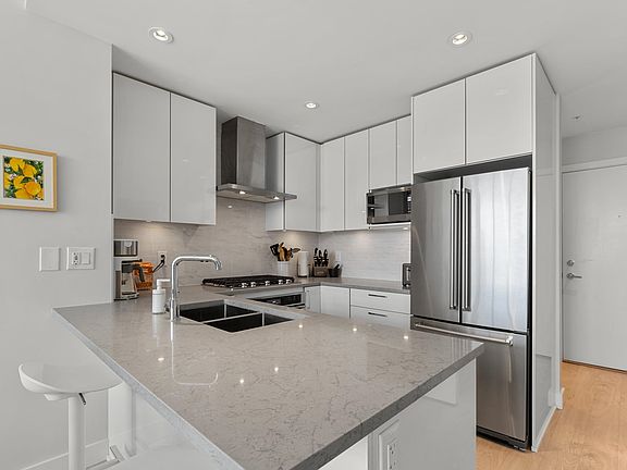 2nd image of 1788 Gilmore Ave #3609