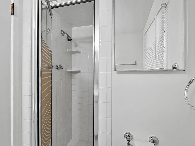 4623 Borina Dr — Photo 28
