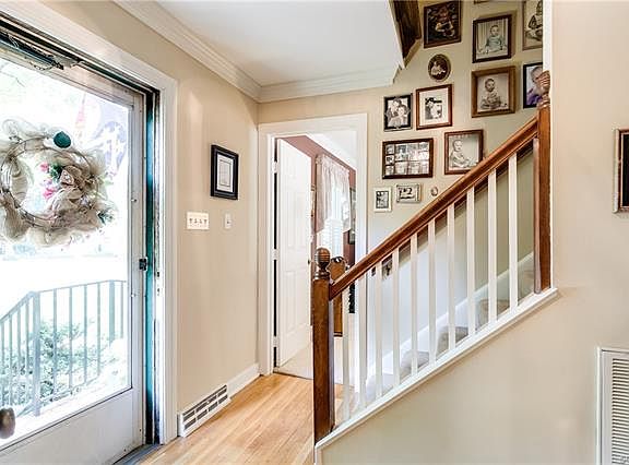 5th image of 7020 Birchbark Ct