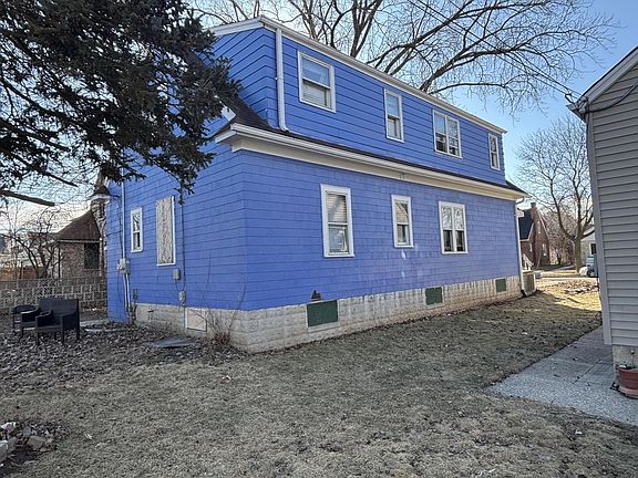 3rd image of 4952 North 25th STREET