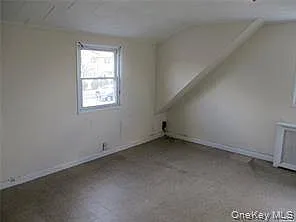 323 Peninsula Blvd — Photo 11