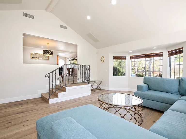 8437 Quartz Ave — Photo 21