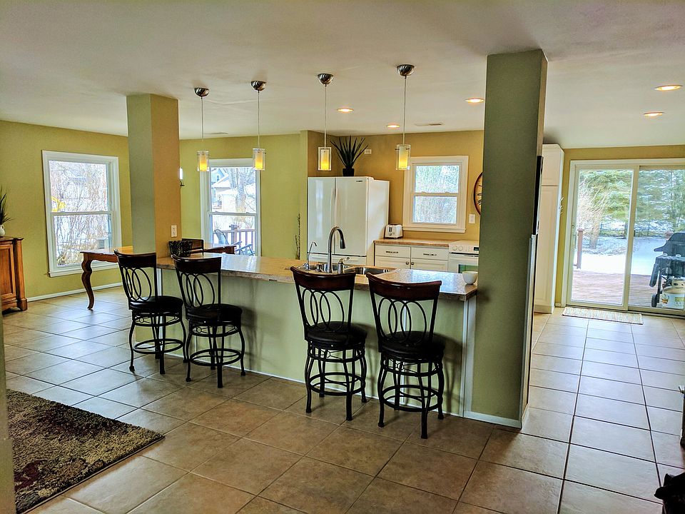 Main Floor - Entrance View