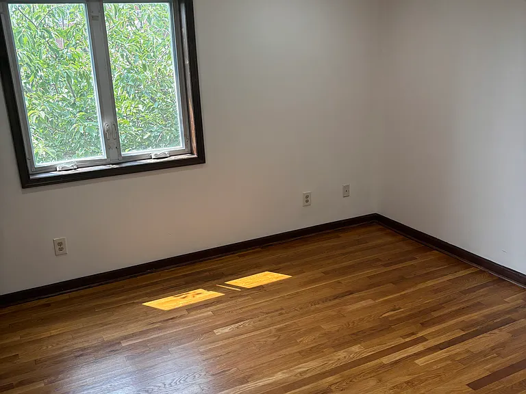 719 Taylor Dr — Photo 6