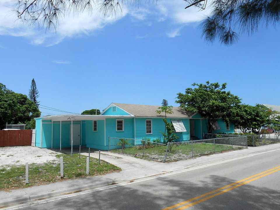 1st image of 701 N E Street