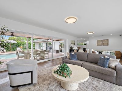 1151 Emerald Lane, West Palm Beach, FL, 33404