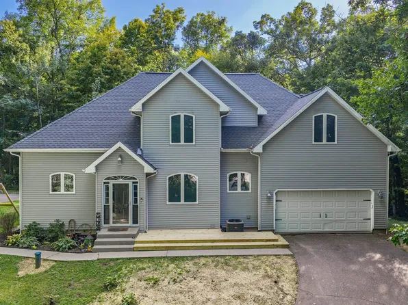 E10919 Hatchery Rd, Baraboo, WI 53913
