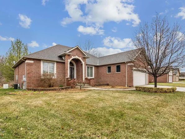 54361 Pine St, New Baltimore, MI 48047