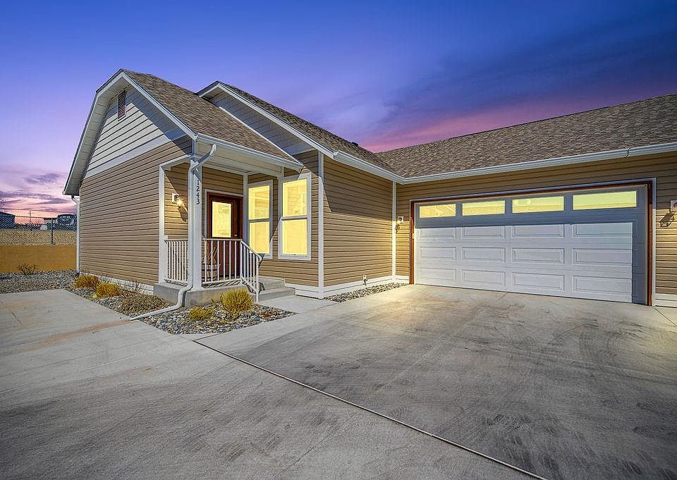 1st image of 1243 Periwinkle Ct