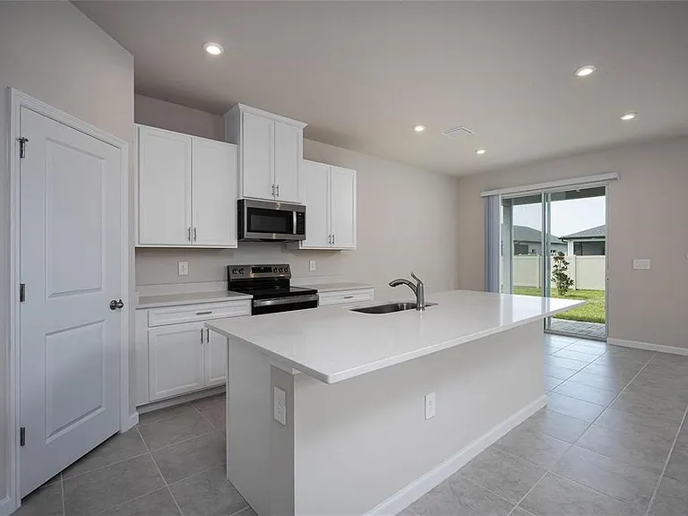 16873 Castoro Dr — Photo 18