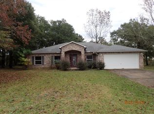 57 Pleasant Dr, Defuniak Springs, FL 32435