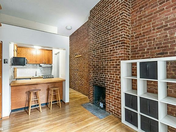 4th image of 59 W 90th St APT 4F