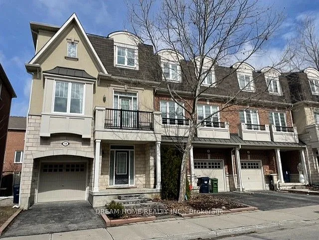 18 Yates Ave — Photo 2