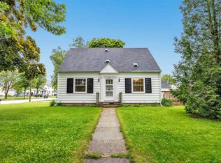 521 South St, Algoma, WI 54201