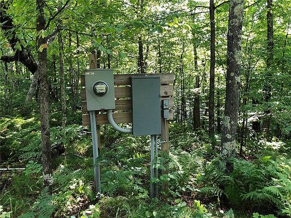 3rd image of 6408 Hunter Lake Road