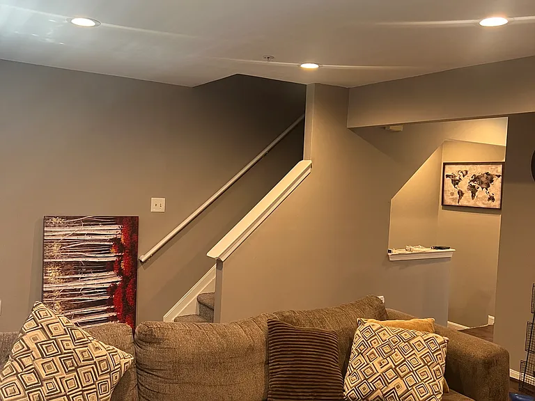 6724 Darkwood Ct — Photo 2