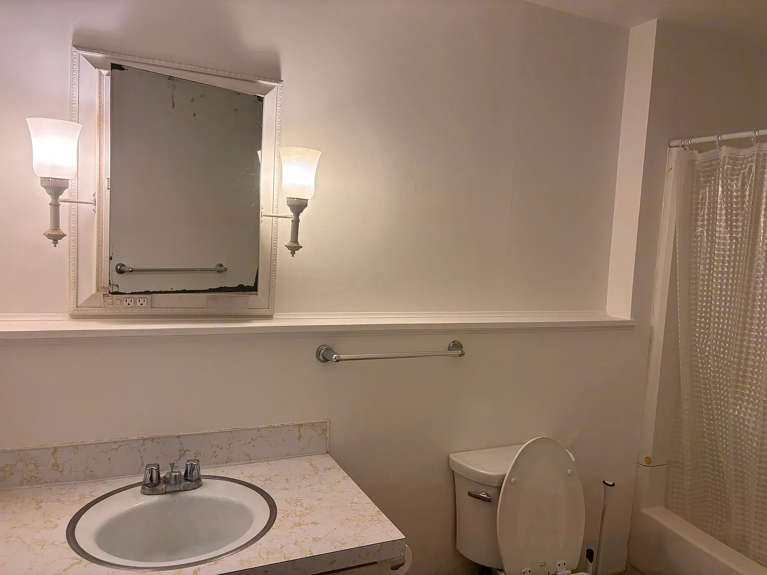 2 bed, 950 sqft, $995 — Photo 4