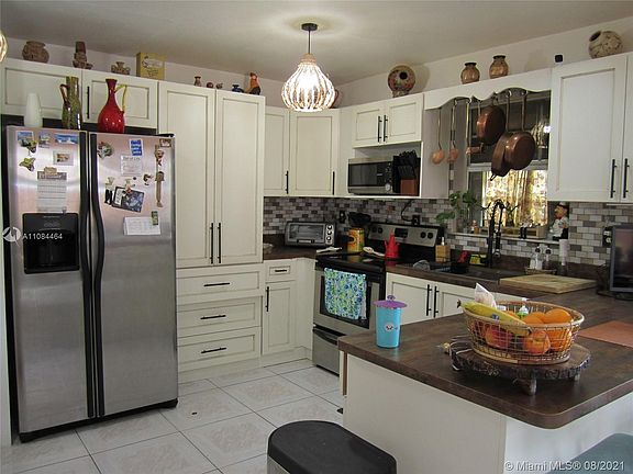 5th image of 20523 SW 92nd Pl #3-B