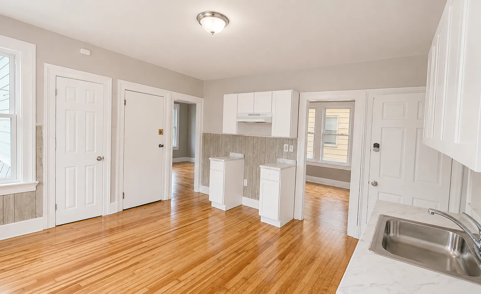 2 bed, 950 sqft, $1,625 — Photo 2
