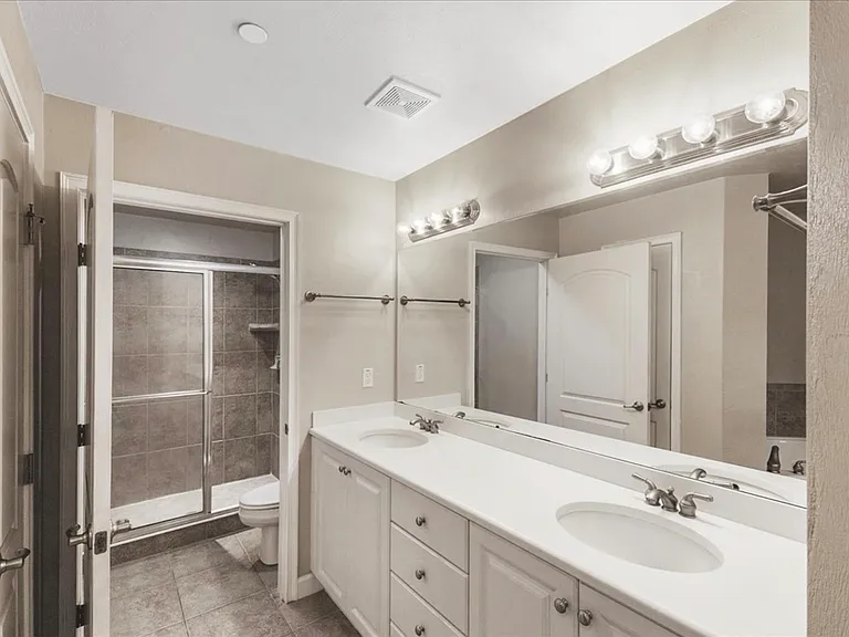 424 Luna Bella Ln #432 — Photo 20