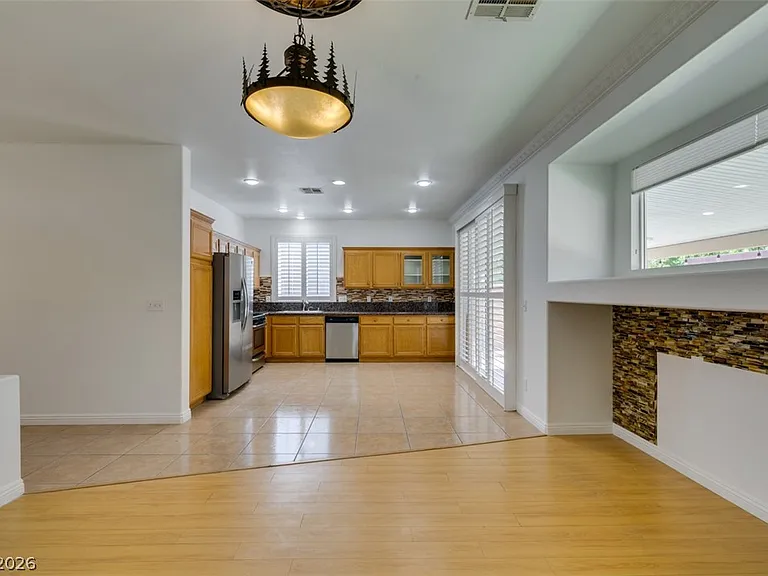 10513 Shanna Trellis Ave — Photo 17
