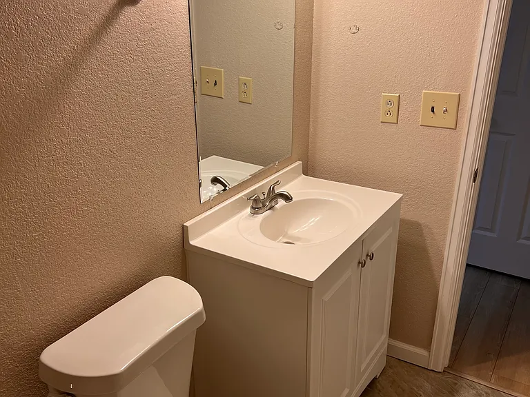 3681 Michigan Ave #4 — Photo 7