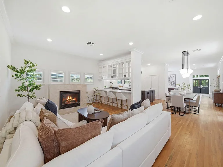3118 Morrison St — Photo 11