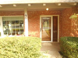 901 S Hoff Ave, El Reno, OK 73036