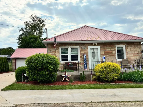 520 N Burns St, Lanark, IL 61046