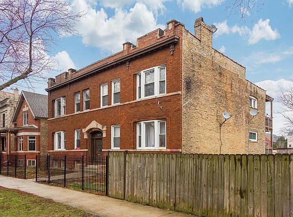 3rd image of 1813 N Whipple St