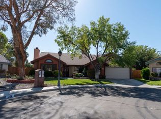 323 W Pilgrim Cir, Ridgecrest, CA 93555