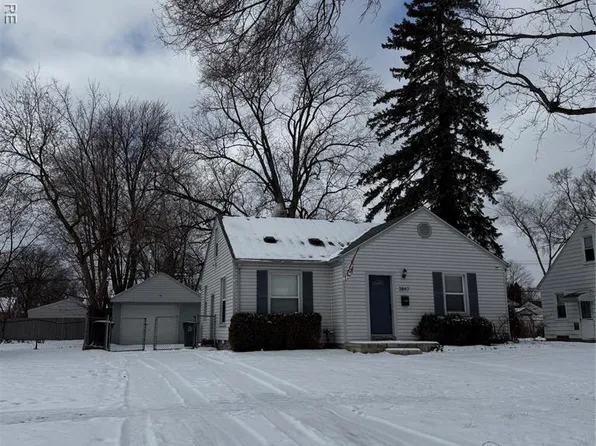 3847 Robina Ave, Berkley, MI 48072