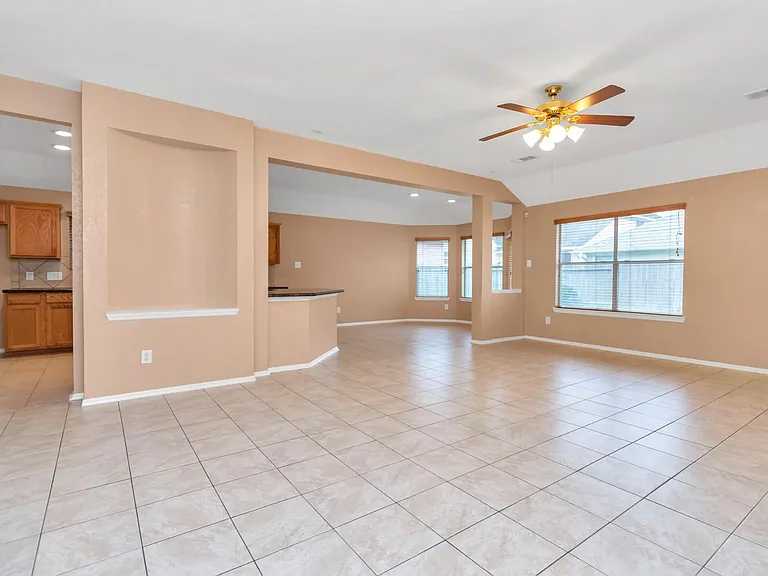 8506 Chancellorsville Ln — Photo 10