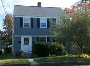 55 Bungalow Ave, Fairfield, CT 06824