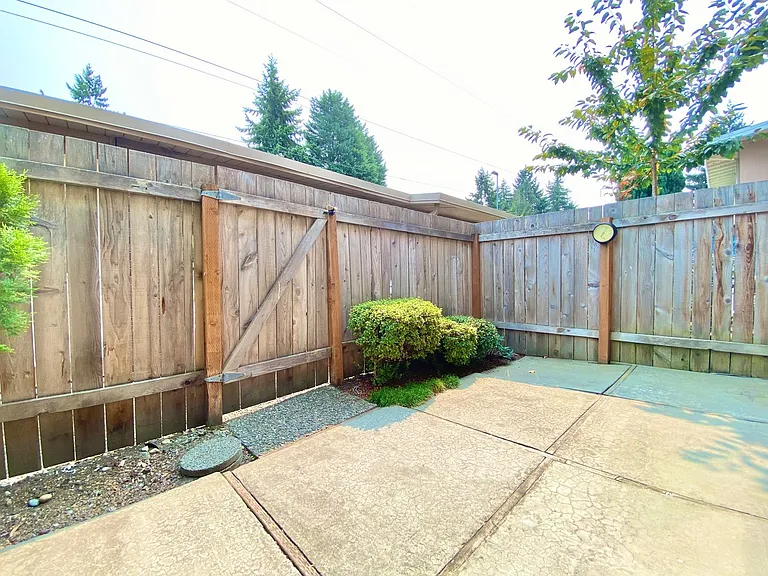 12251 SE 59th St #5906 — Photo 14