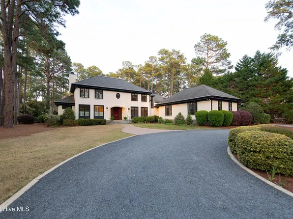 37 Mcmichael Drive, Pinehurst, NC 28374