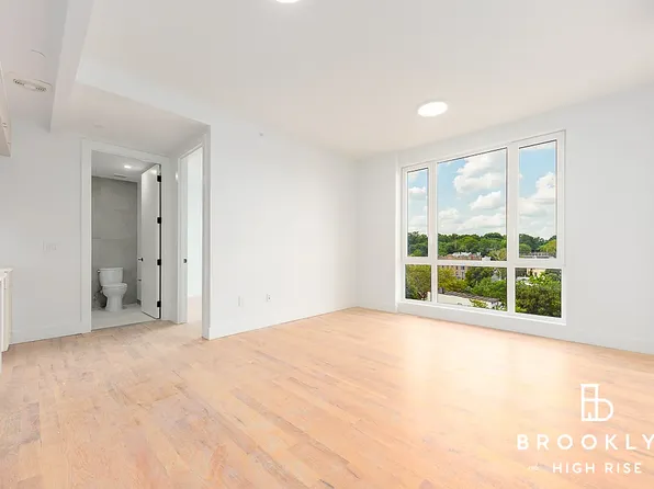 2715 Fulton Street image 1 of 19